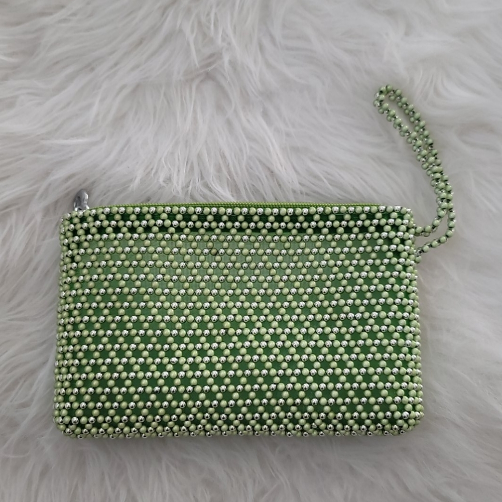 Small wristlet bag